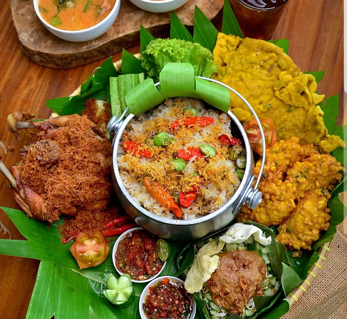 Warung Nasi Liwet Khas Dayah Beuah